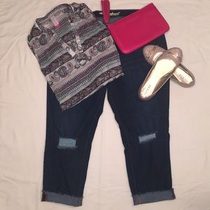 Old Navy Distressed Capris